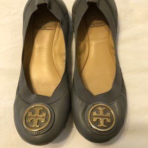 Tory Burch Caroline 2 Flat Gray Size 6